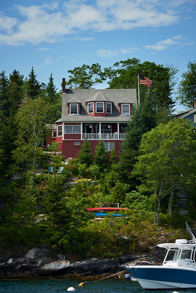 Oceanside cottage in Portland, Maine