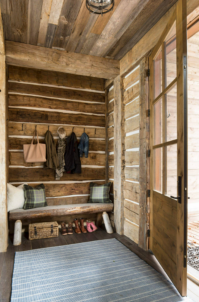 rustic home mud room