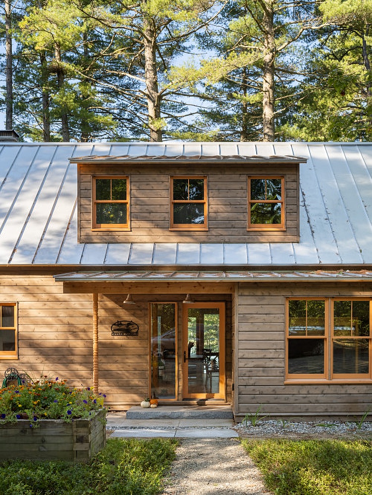 Camp style home in Maine