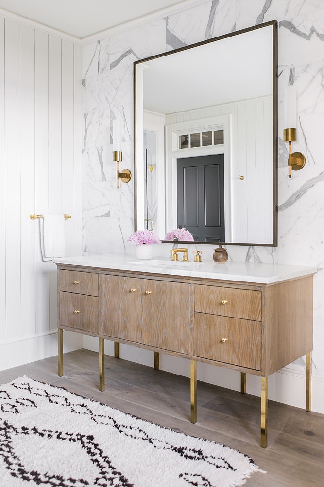 beach style bathroom in wood and white