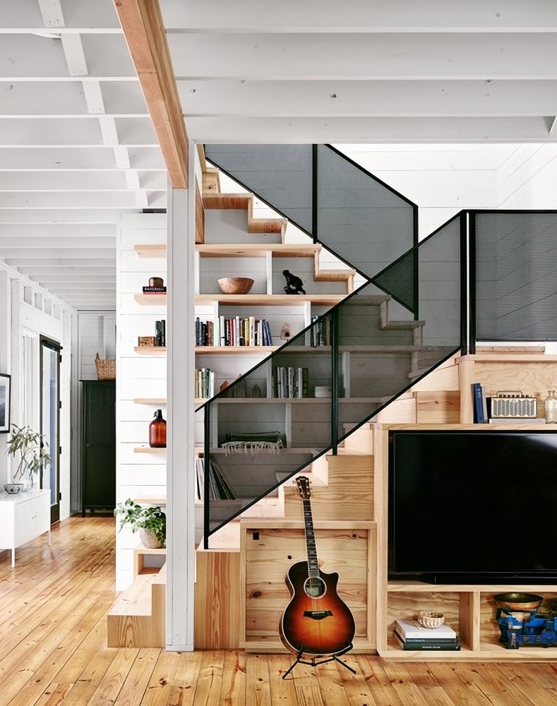 small modern farmhouse - staircase in natural wood