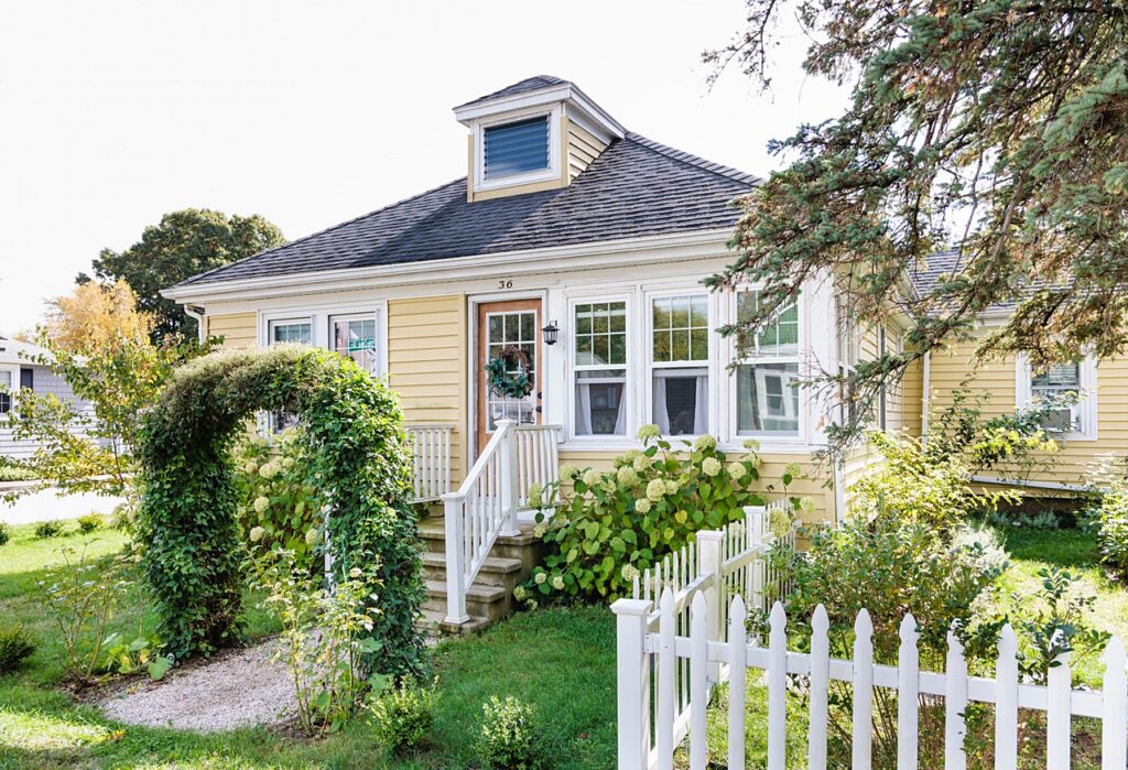 yellow bungalow in Rhode Island