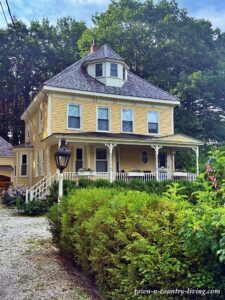 The Kennebunkport House: Dwellings That Capture Coastal Living at Its ...