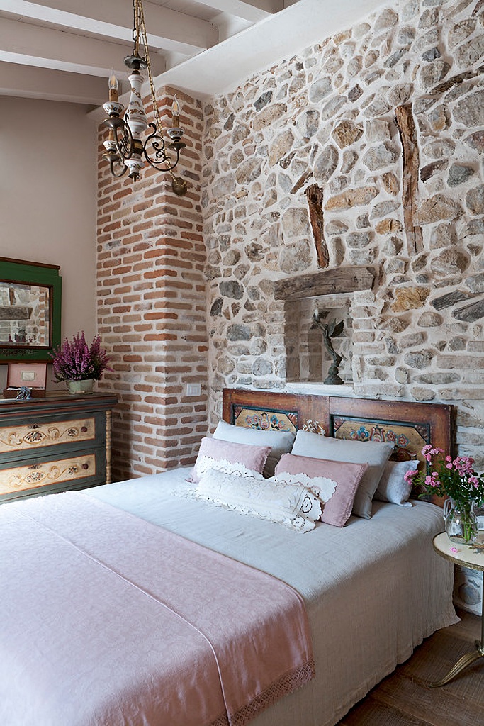 Rustic Italian bedroom