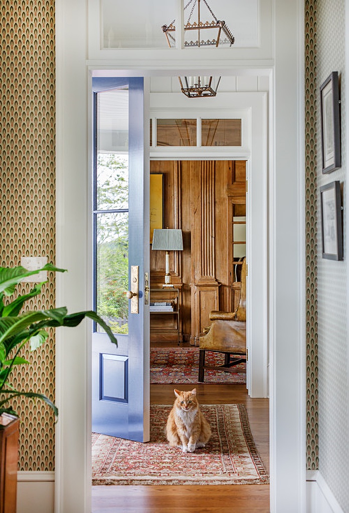 Traditional southern home entryway