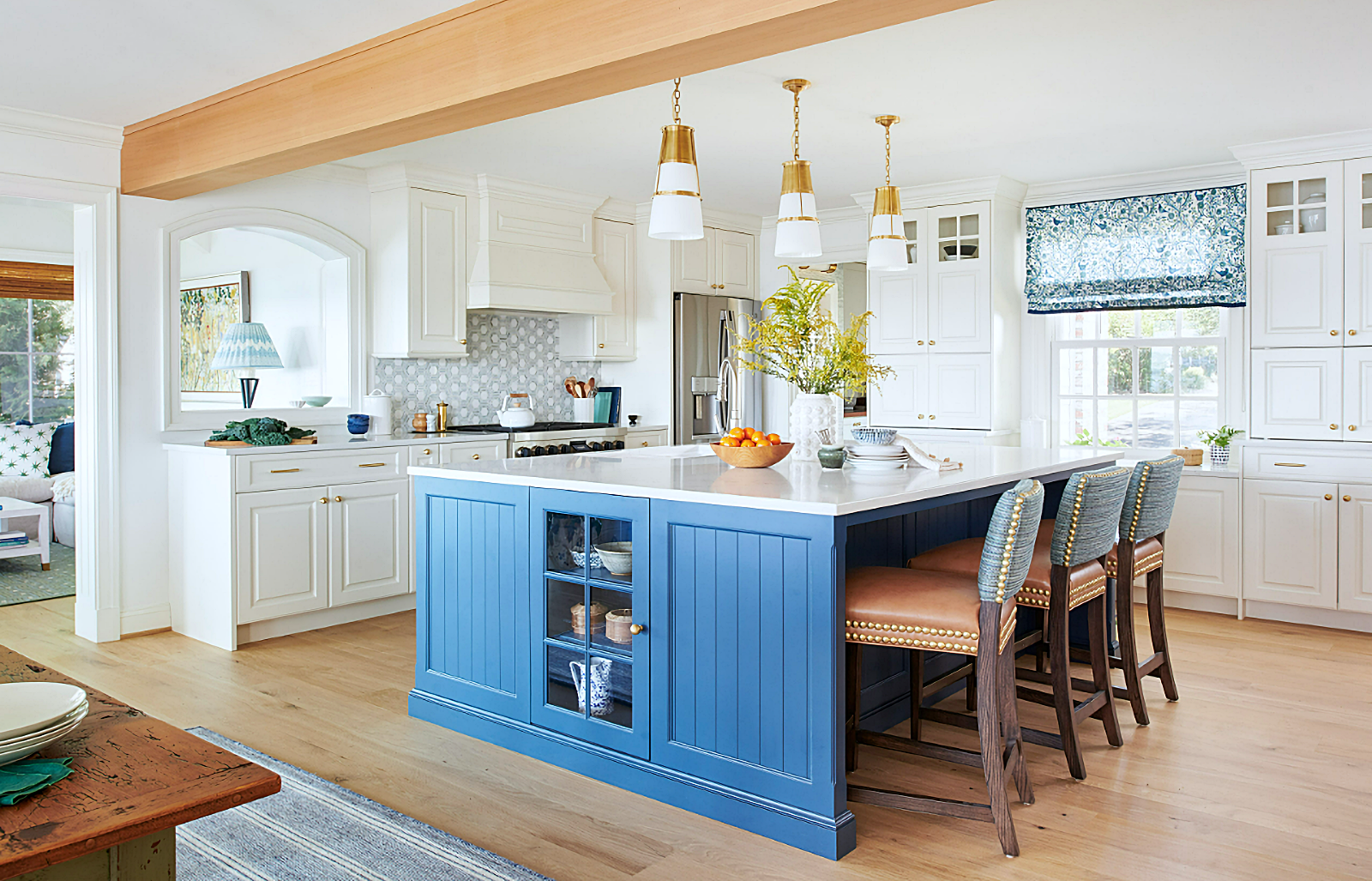 blue and white beach style kitchen