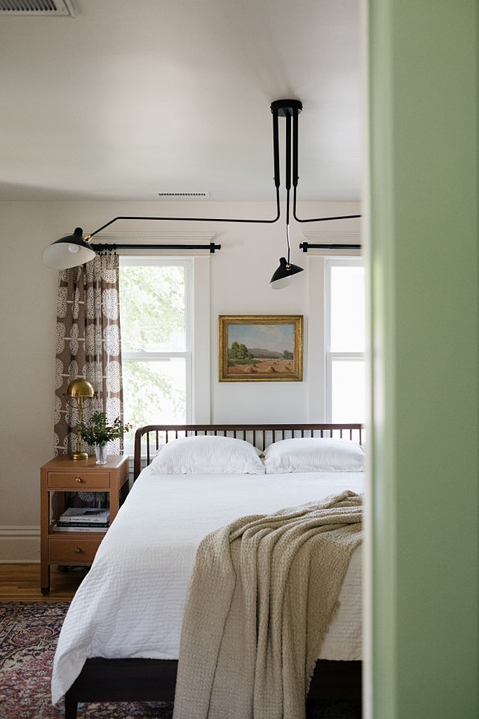Craftsman Charm Meets Modern Comfort: A Simple Master Suite