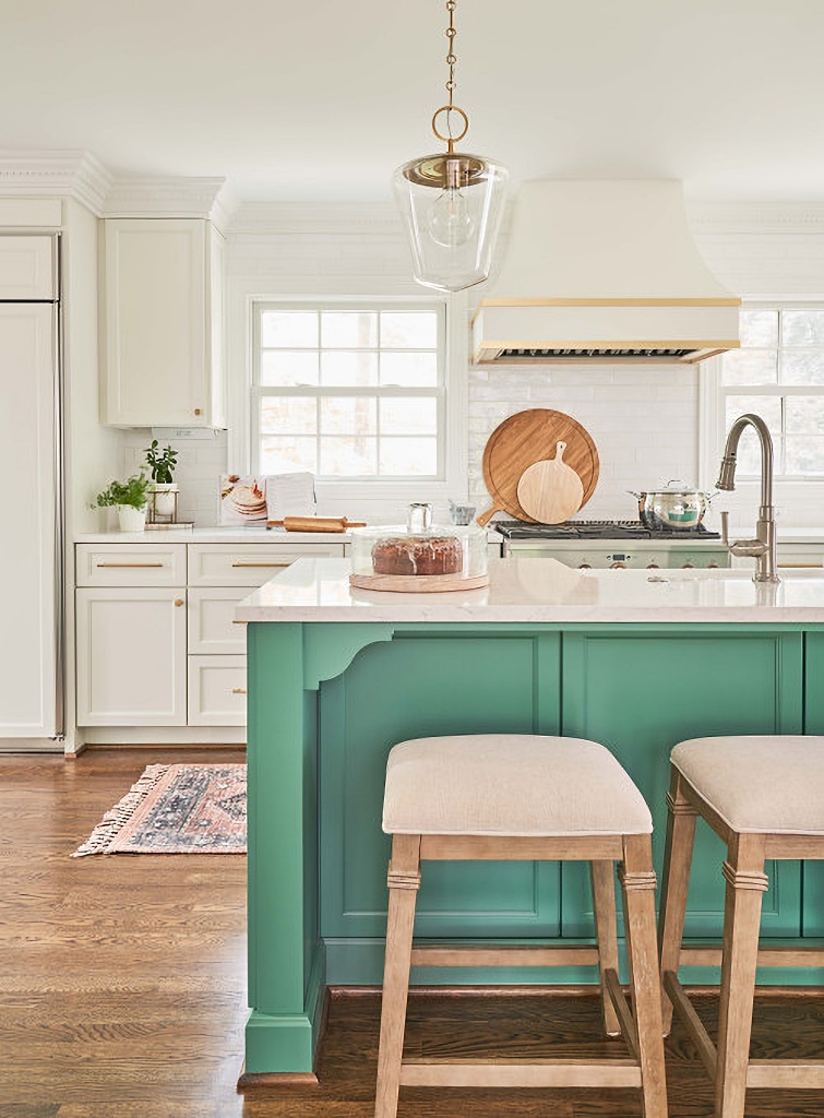 white and green kitchen in traditional style