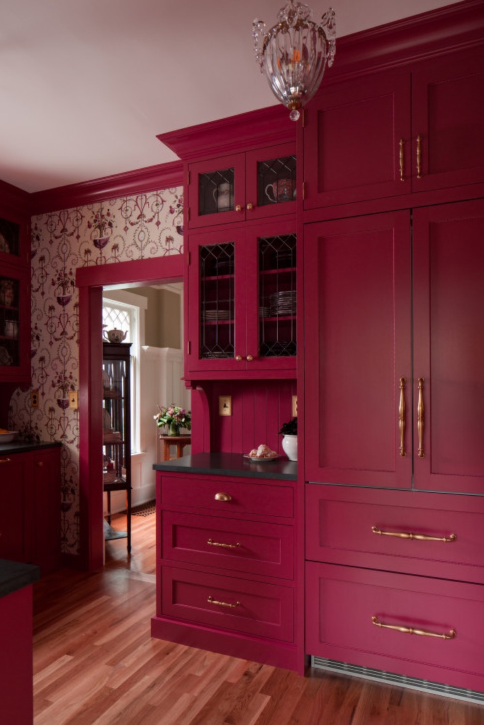 red kitchen with wallpaper