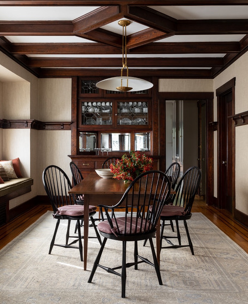 dining room in a craftsman home