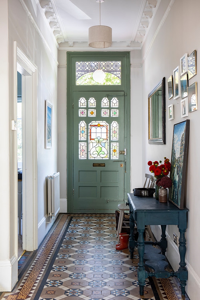 Edwardian home entryway with patterned floor