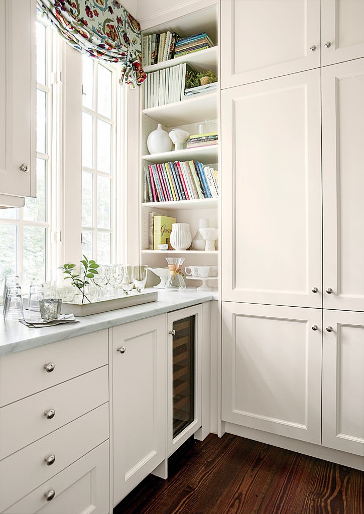 light and airy kitchen - Southern Living 