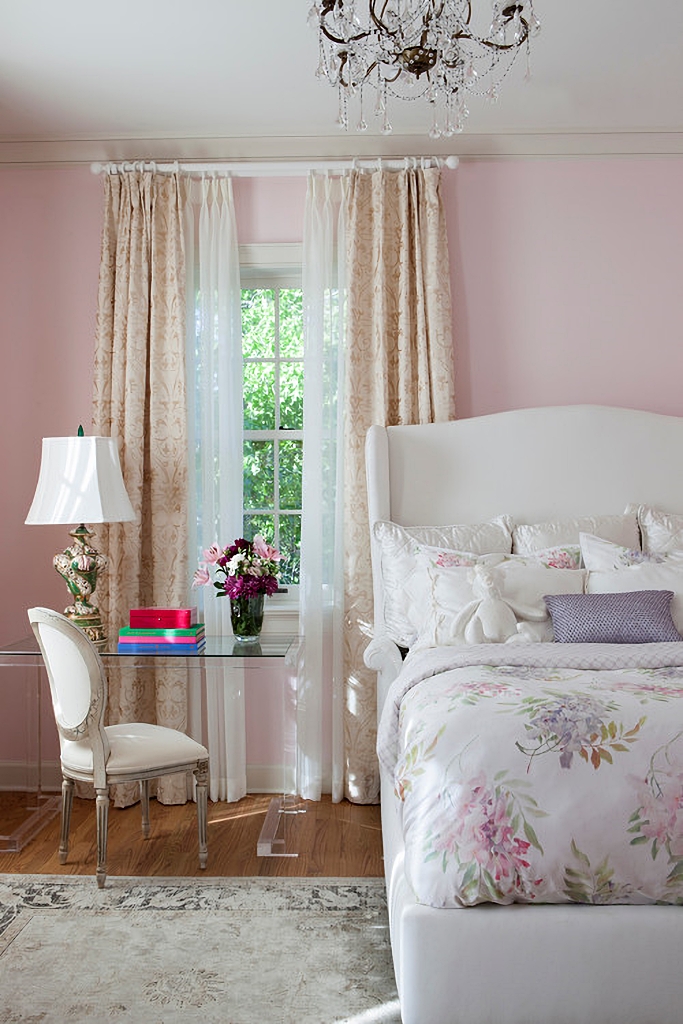 pink bedroom