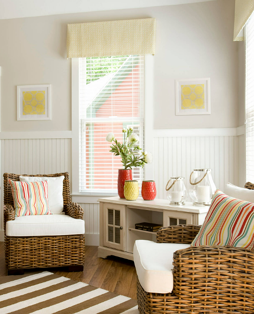 Fabulous Summer Decorating, Cute Cottages + More: Friday Finds