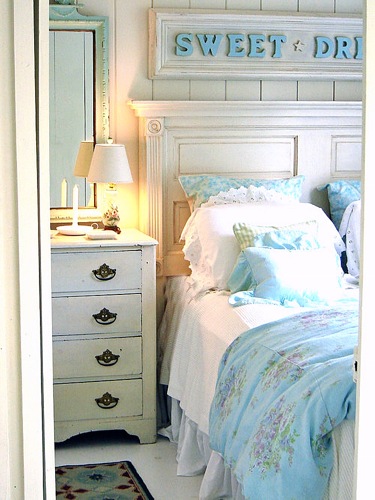 shabby chic bedroom