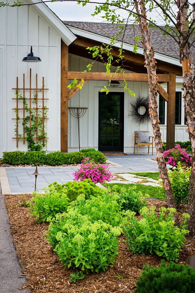 modern farmhouse outside entry