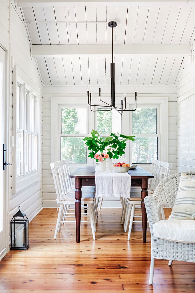 cottage dining porch