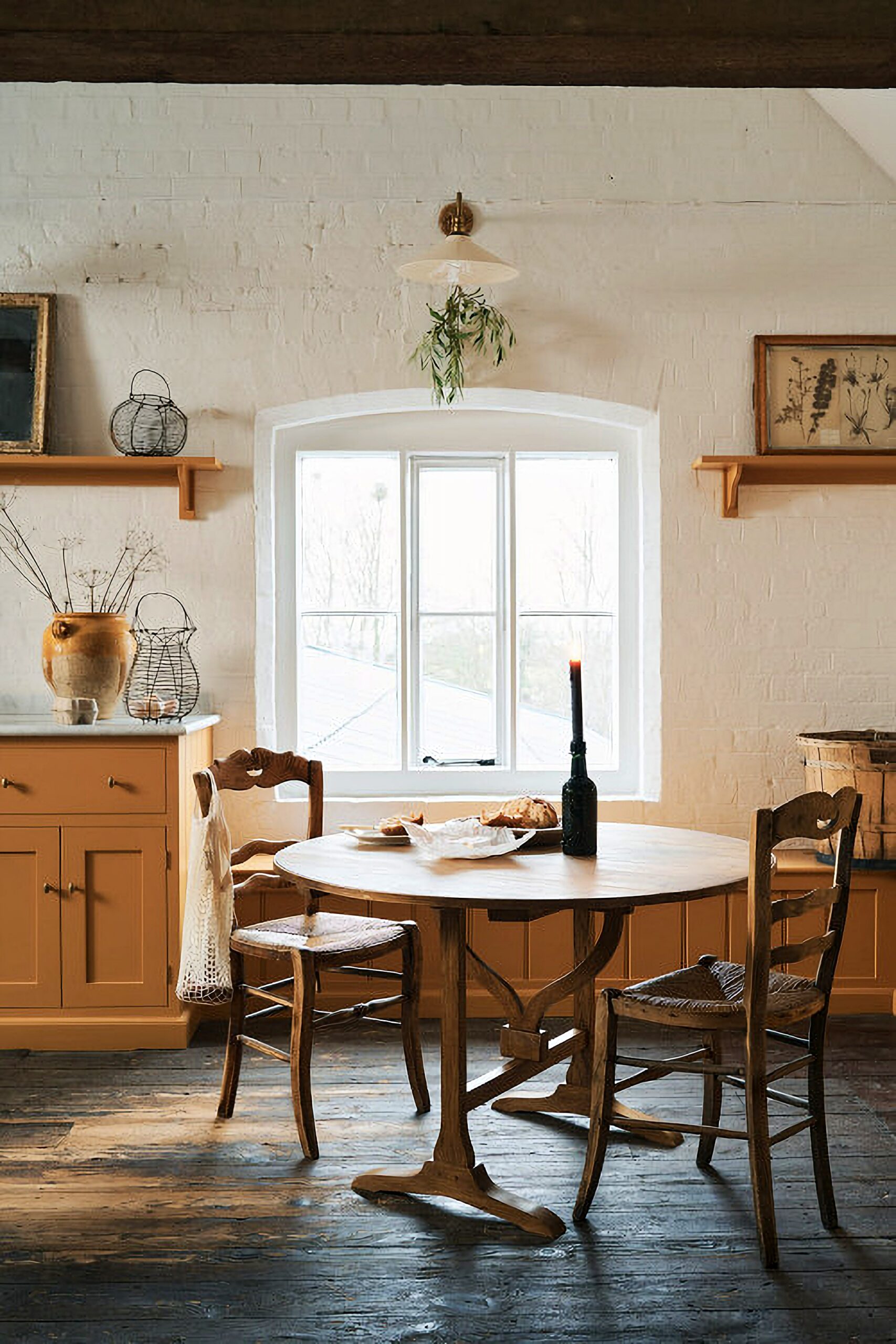 English style dining space in kitchen