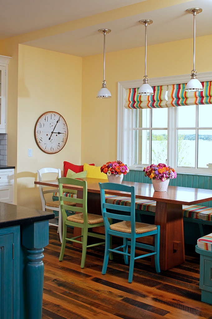 colorful breakfast room