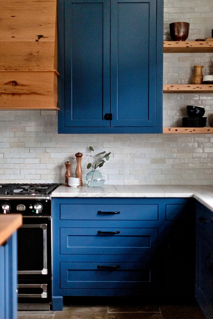 navy blue kitchen