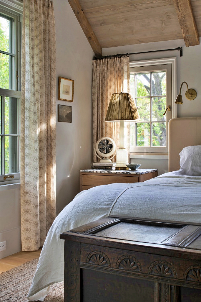 french country cottage bedroom