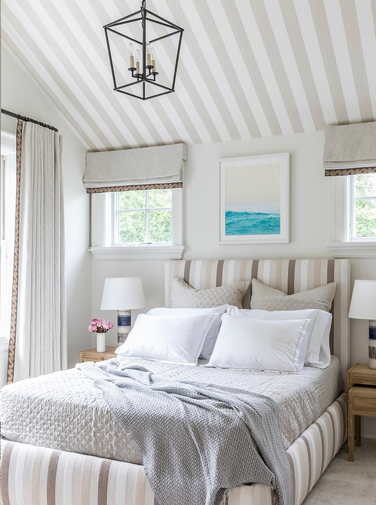 striped bedroom decorating