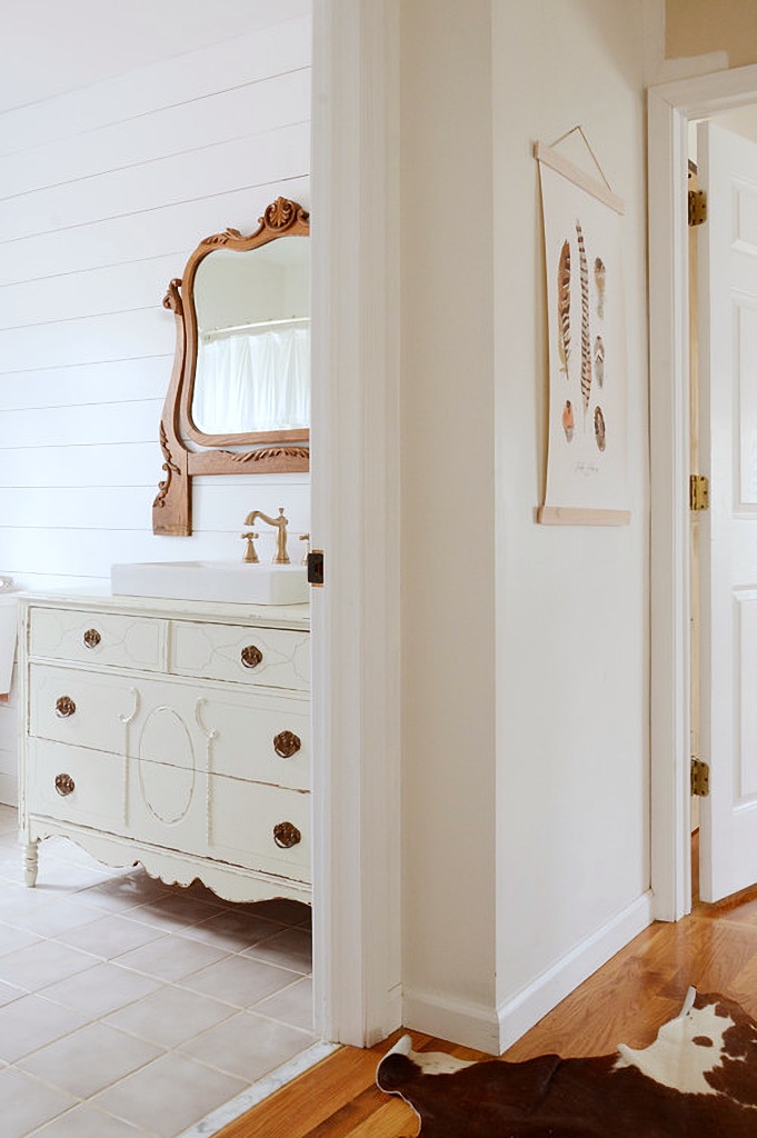 vintage white and wood bathroom