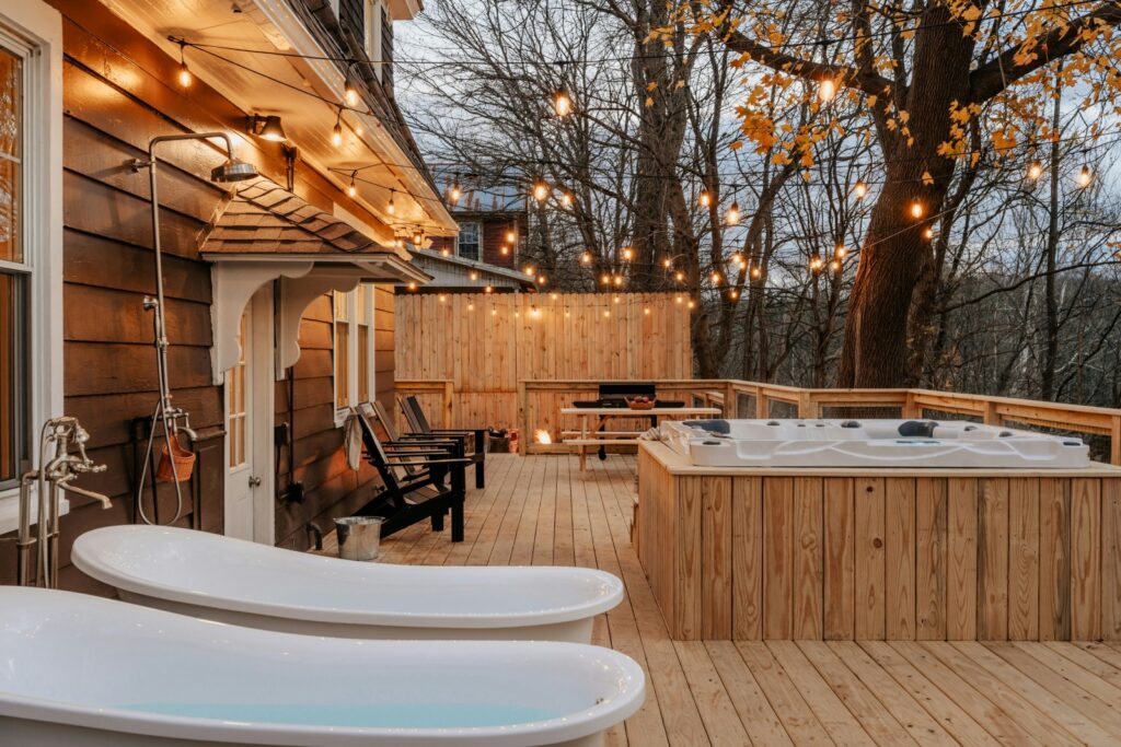 amazing deck with tubs and hot tub