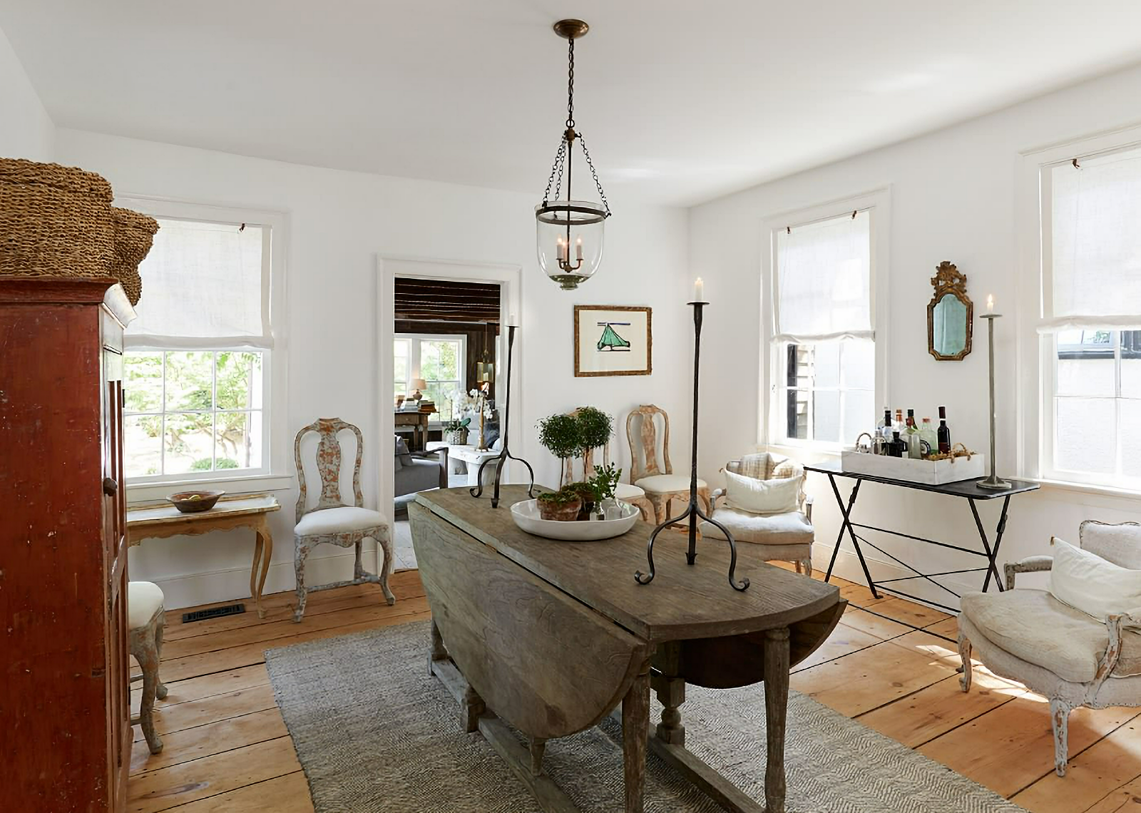 Colonial era dining room