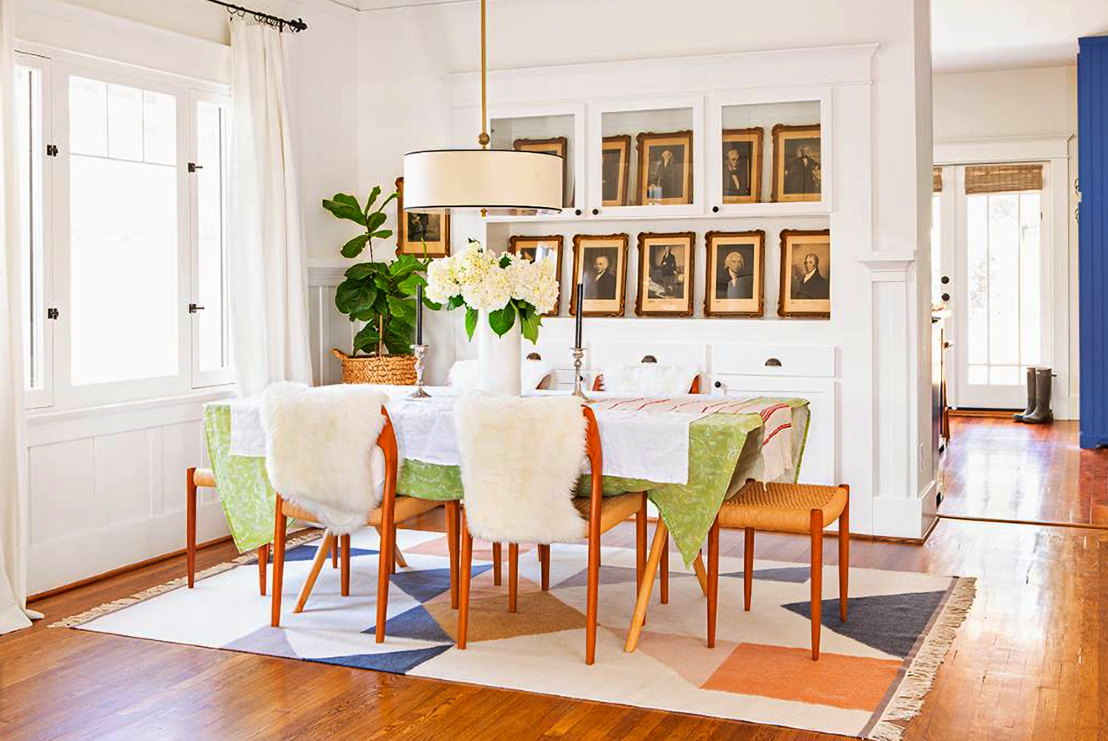 eclectic craftsman dining room