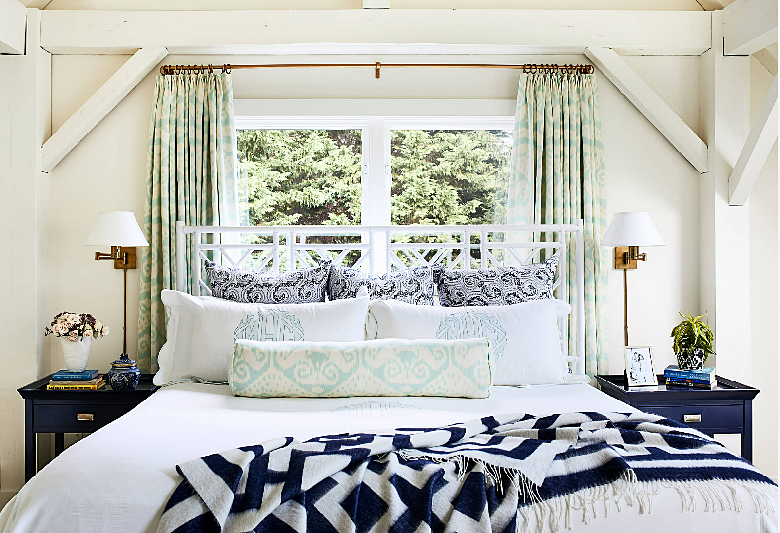 bedroom in Gibson Island beach home