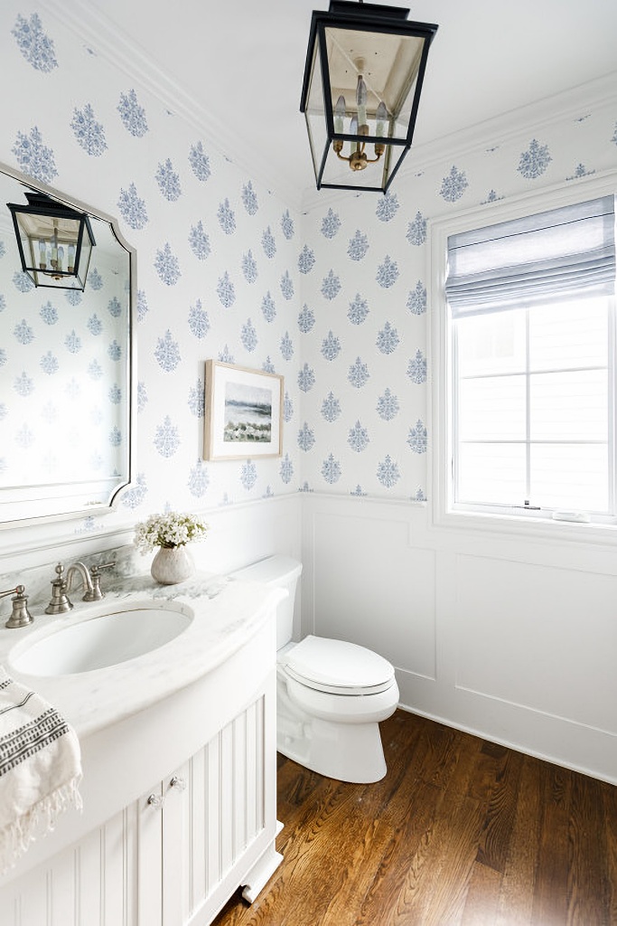 light and airy bathroom