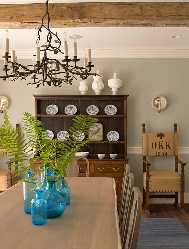 cozy comfy farmhouse dining room