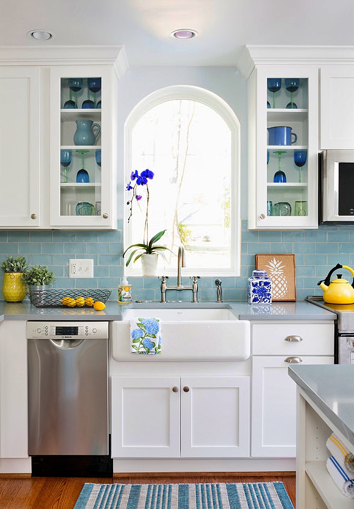 blue and white cottage style kitchen