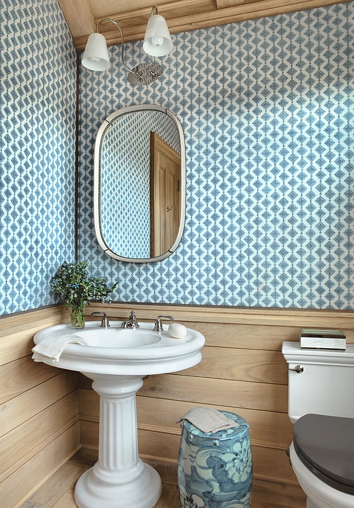 pretty wallpaper in small bathroom