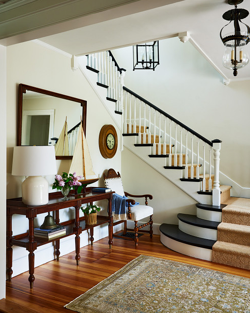 coastal home entryway