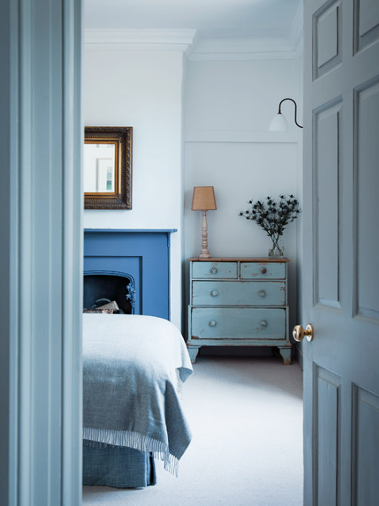 flea market dresser in bedroom
