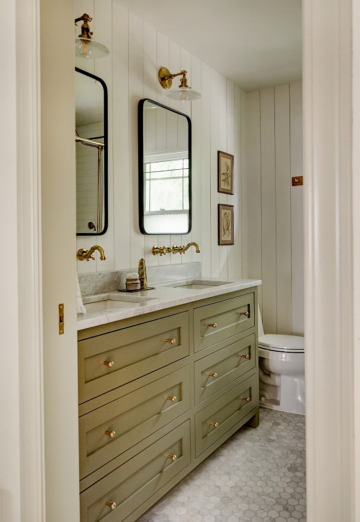modern farmhouse bathroom