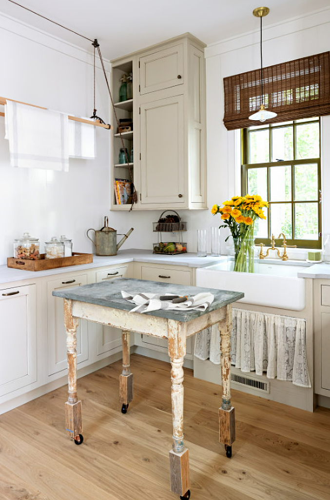 farmhouse kitchen