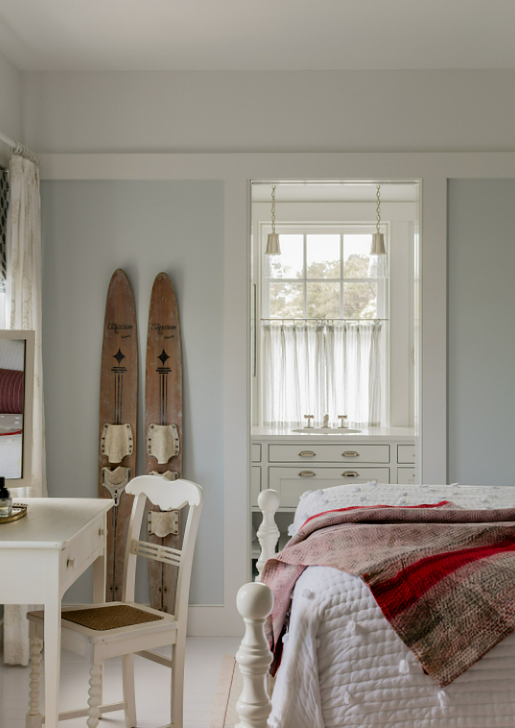 vintage style bedroom in Martha's vineyard home