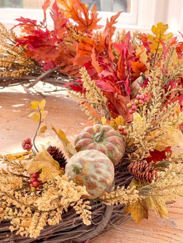 Amazing Fall Wreath Ideas and Stunning Home Tour: Style Showcase - Town ...