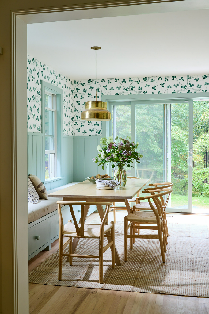 charming modern farmhouse dining room