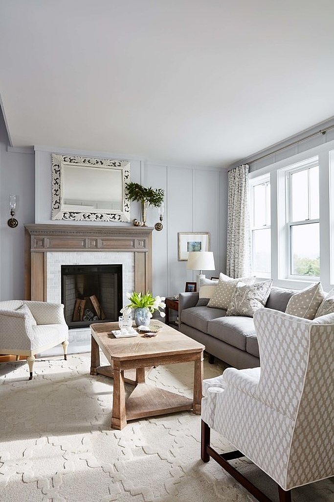 sitting room in ensuite master bedroom