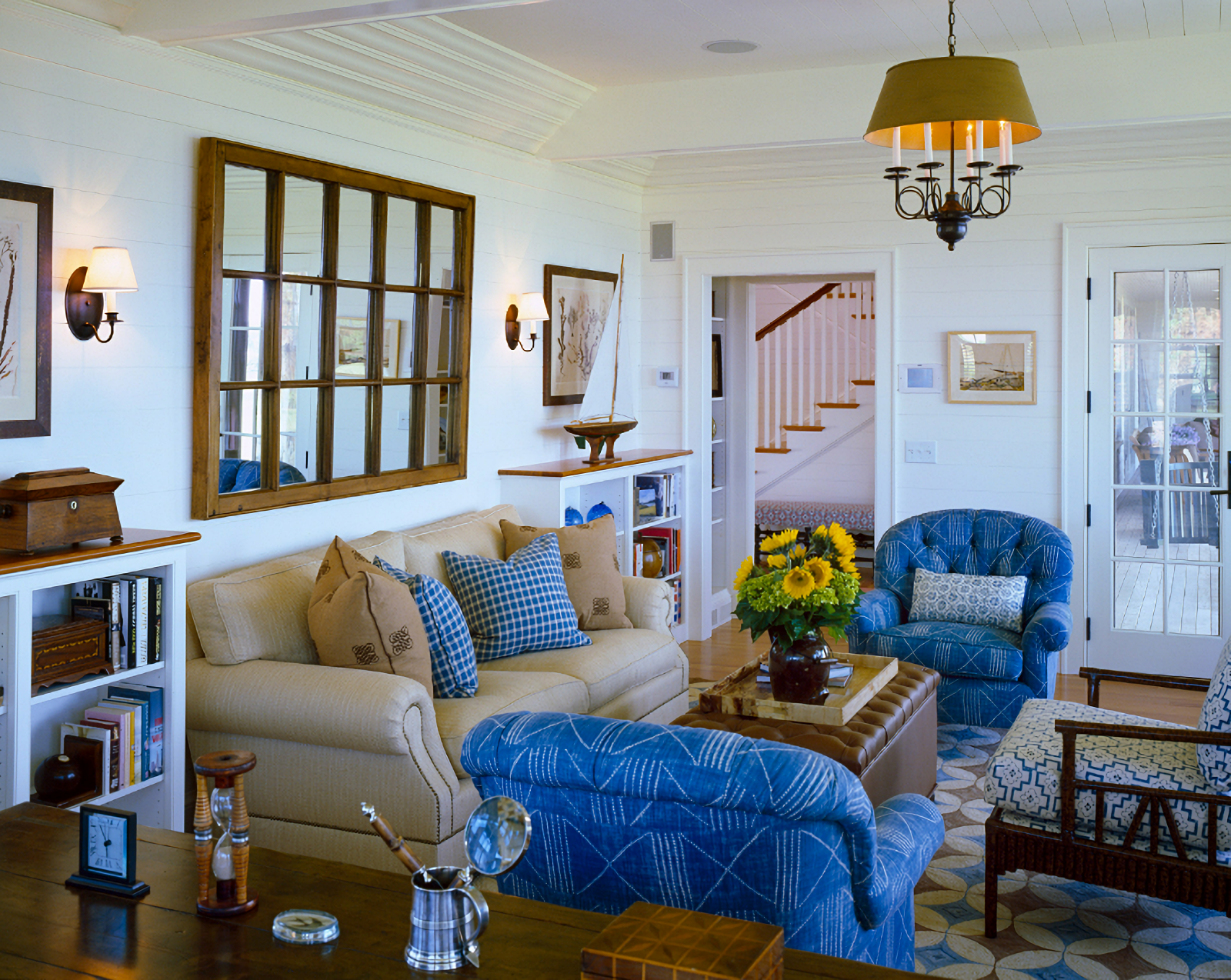 family room in tan and blue