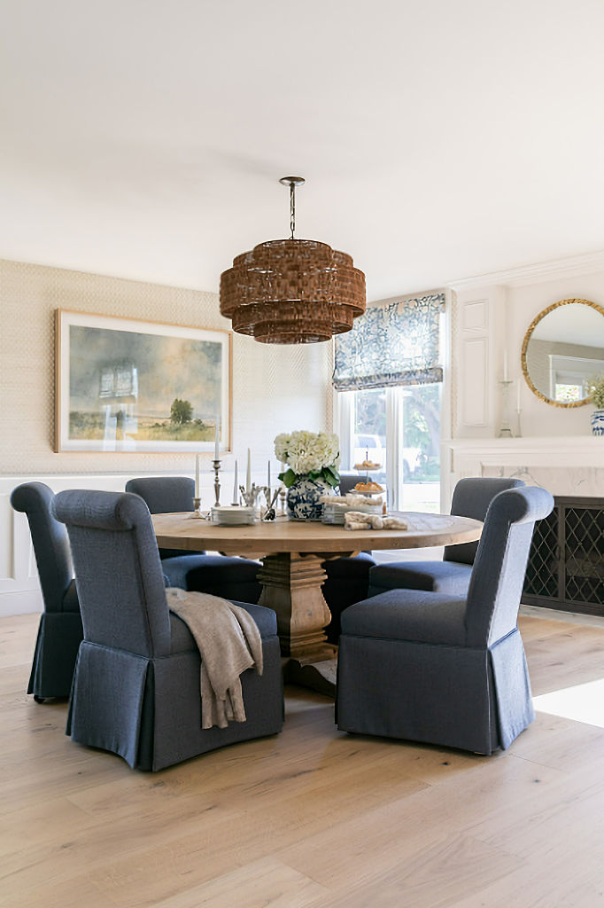 tailored dining room in blue and neutrals