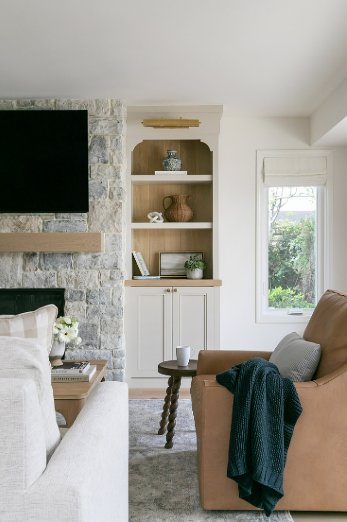 beach style living room