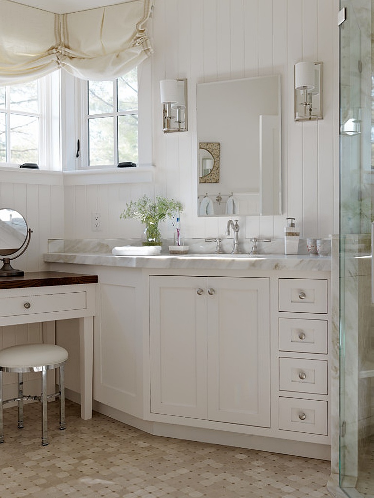 light and airy primary bath