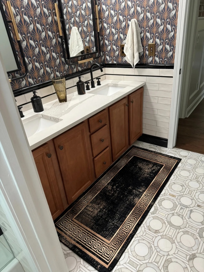 vintage inspired bathroom