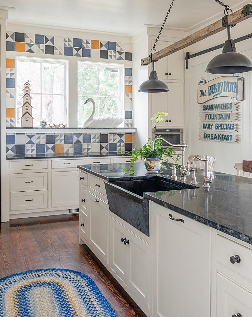 South Carolina kitchen with geometric tile