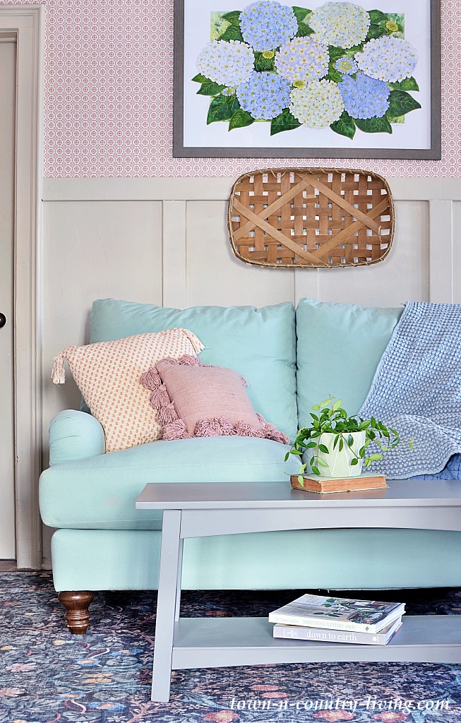 cottage-style wallpaper in English-style living room